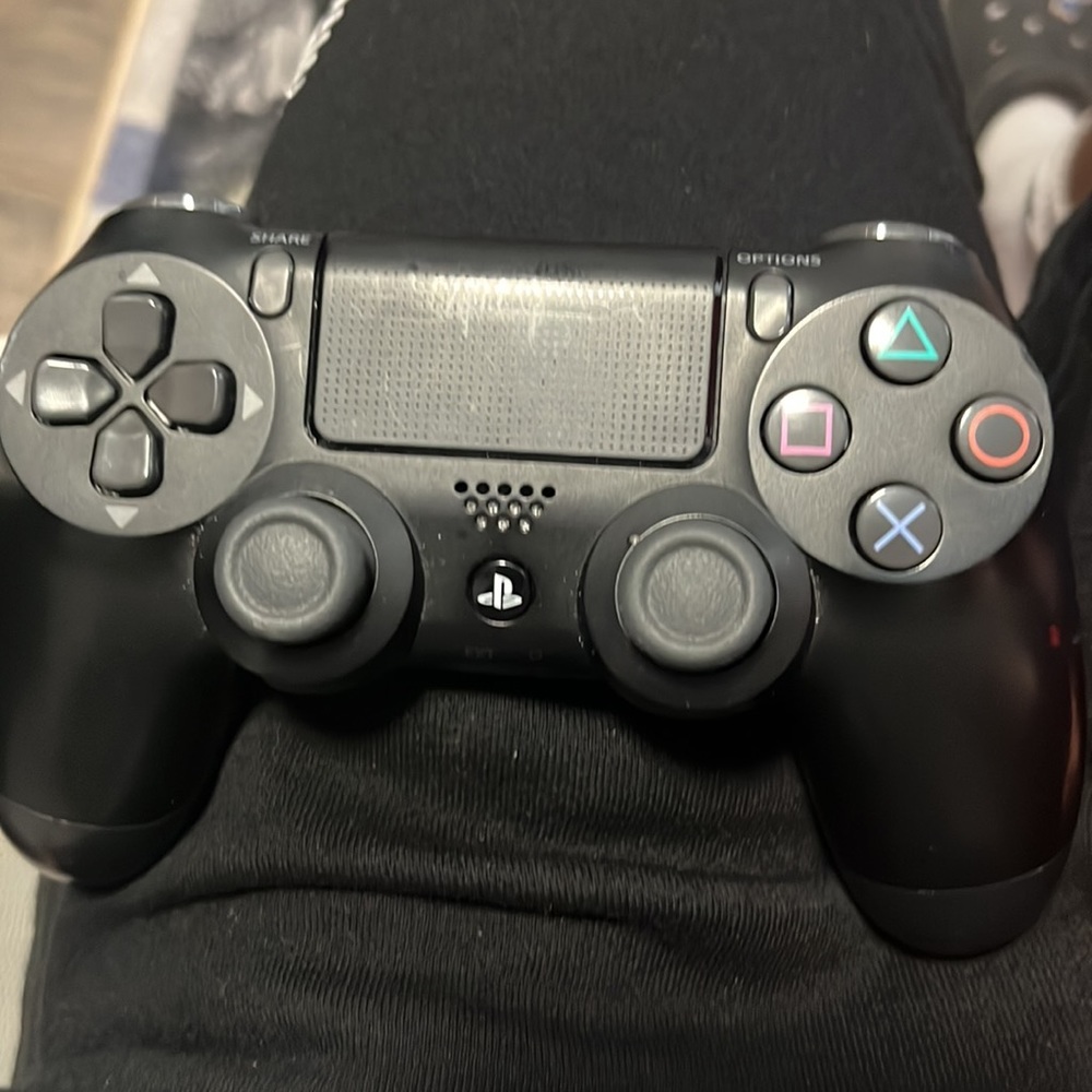 Ps4 controller - Picture 6 of 6